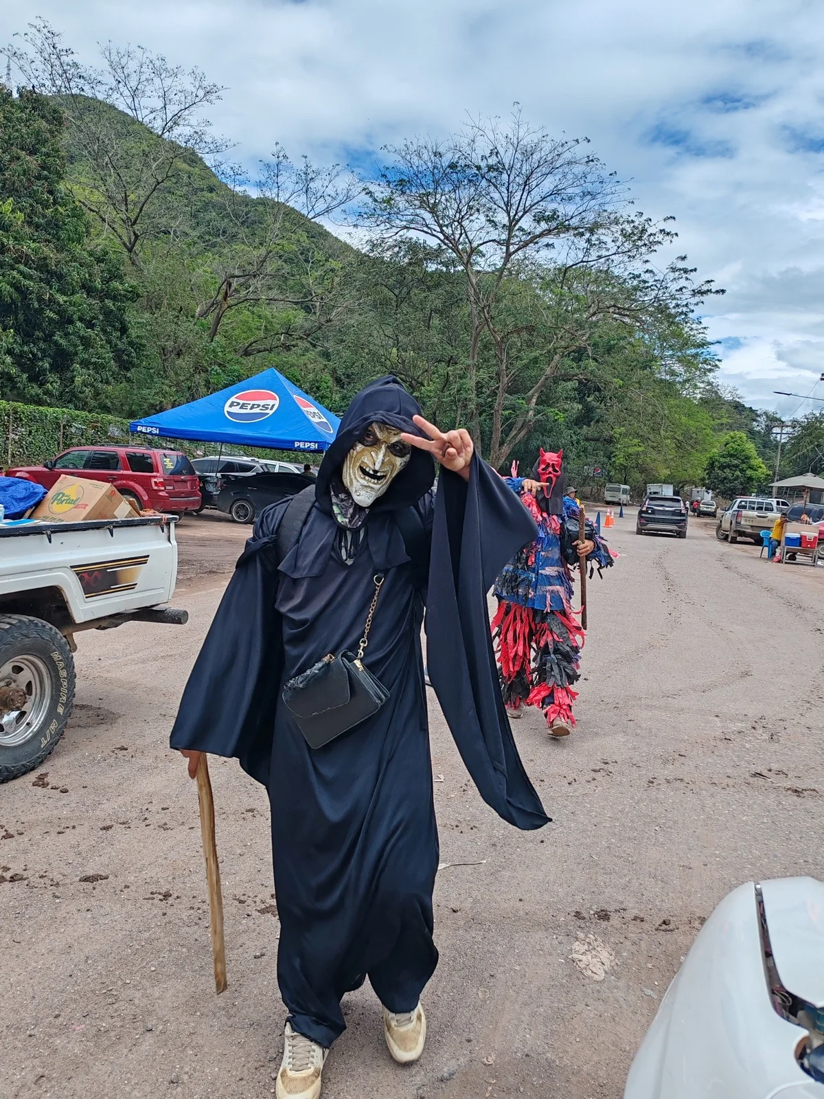 Los personajes que nunca faltan en Semana Santa foto 2