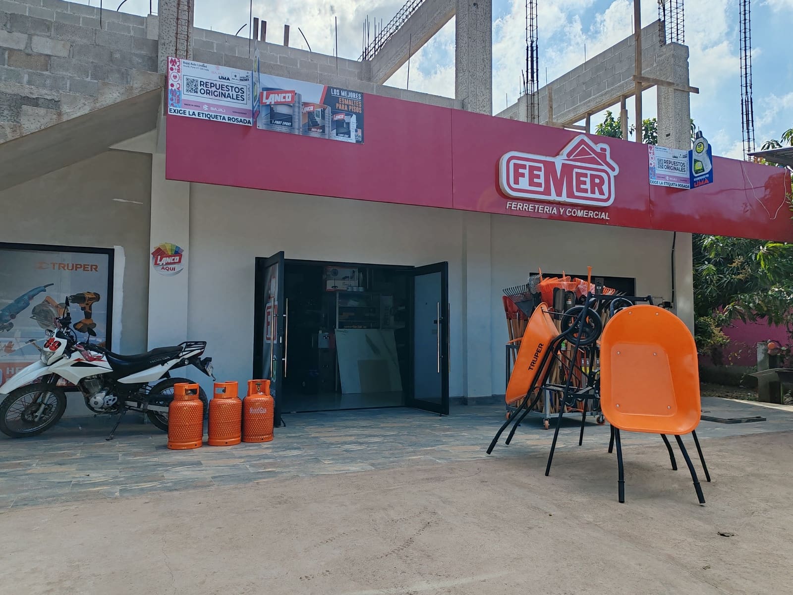 FEMER Ferretería y Comercial