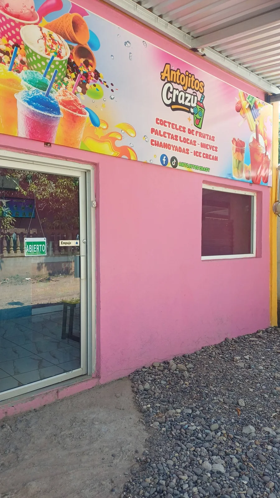 Antojitos Crazy presenta